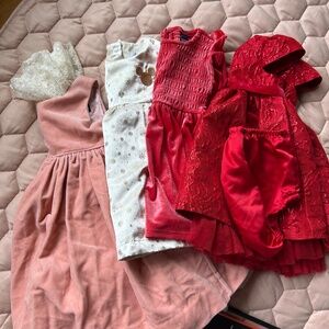Pretty Girl Dresses 12 months lot Ralph Lauren, Disney Baby, Old Navy, Vintage